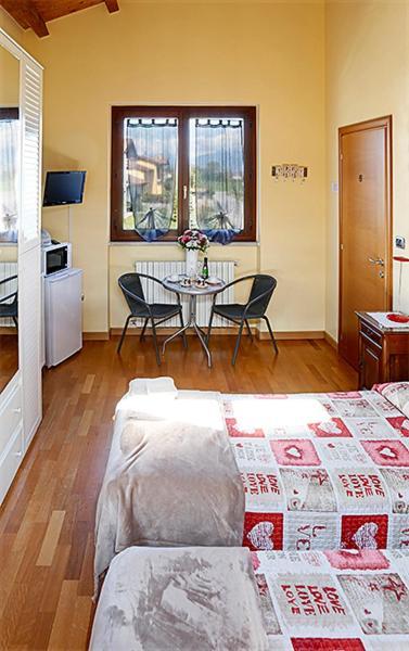 Bed & Breakfast Milu คูเนโอ ภายนอก รูปภาพ