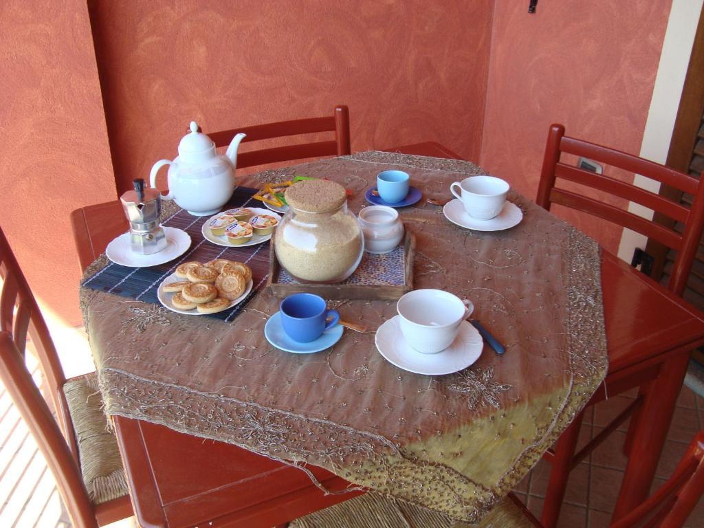 Bed & Breakfast Milu คูเนโอ ห้อง รูปภาพ