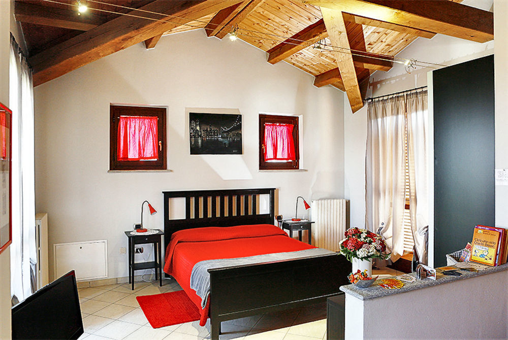 Bed & Breakfast Milu คูเนโอ ภายนอก รูปภาพ